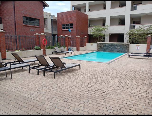 1 BEDROOM APARTMENT FOR SALE IN UMHLANGA RIDGE
